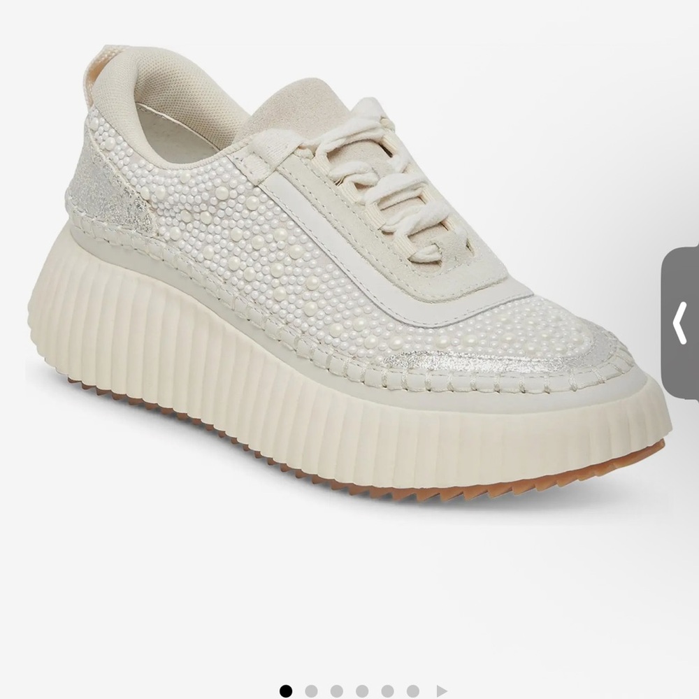 Dolce Vita Pearl sneakers